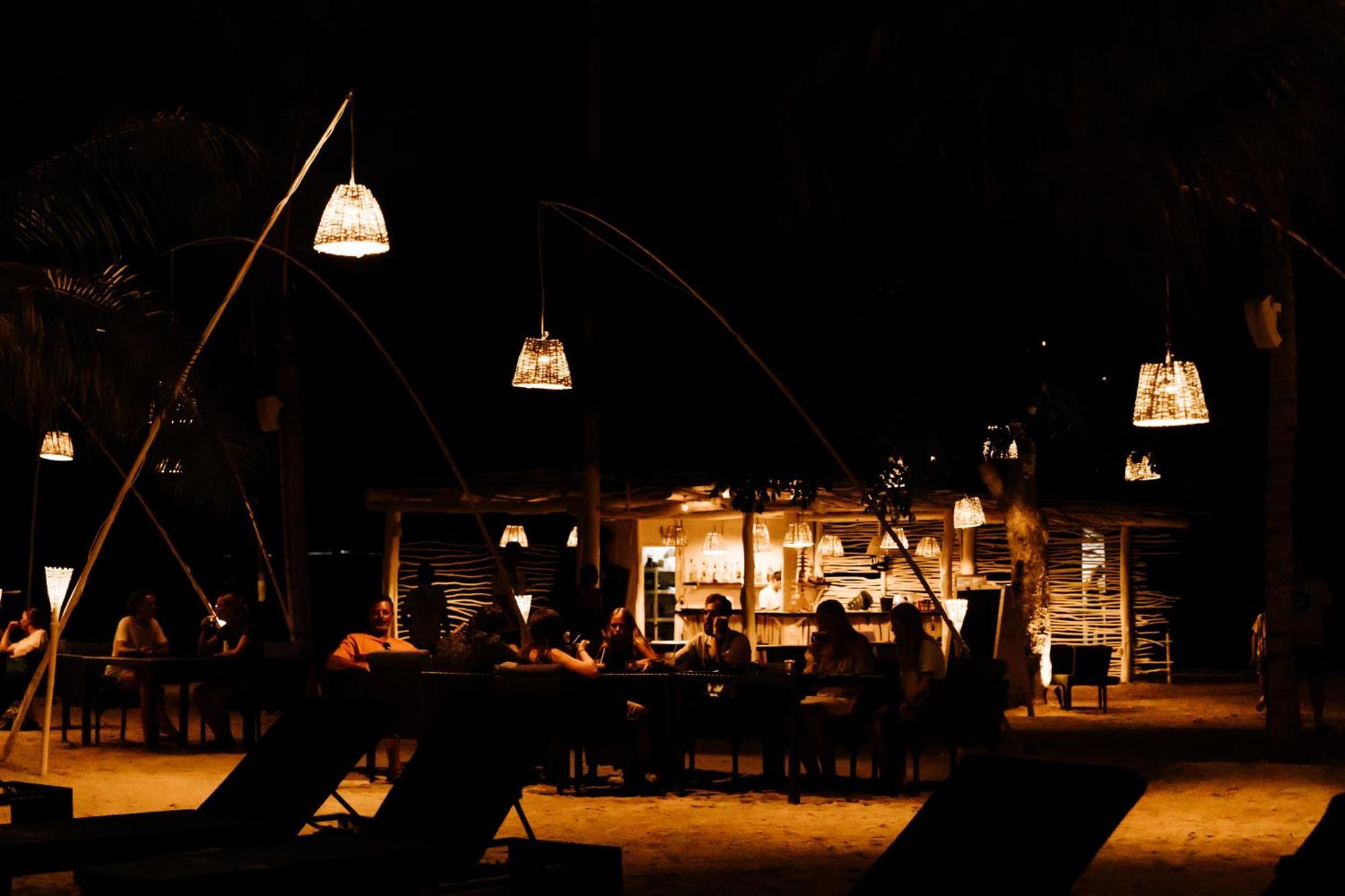 Meno House - Adults Only Hotel Gili Meno Exterior photo